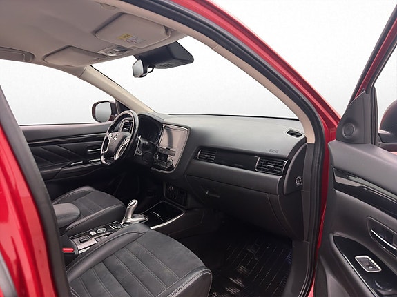 Mitsubishi Outlander 22 of 29