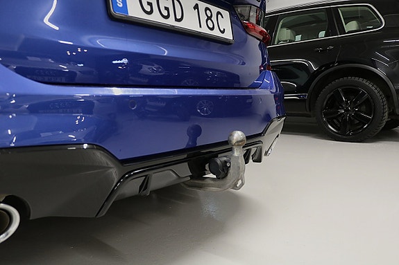 BMW 320d 13 of 30