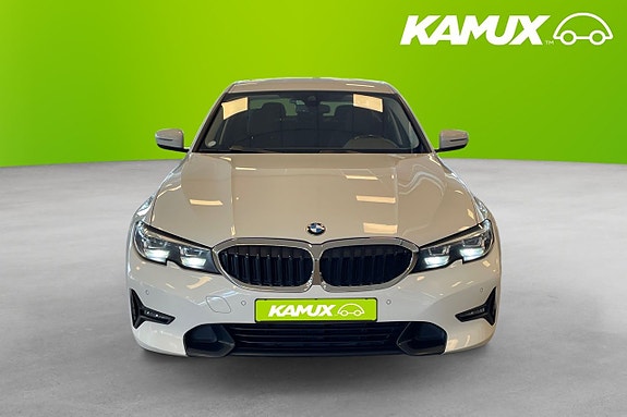BMW 330e 6 of 26