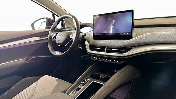 Skoda Enyaq 11 of 14