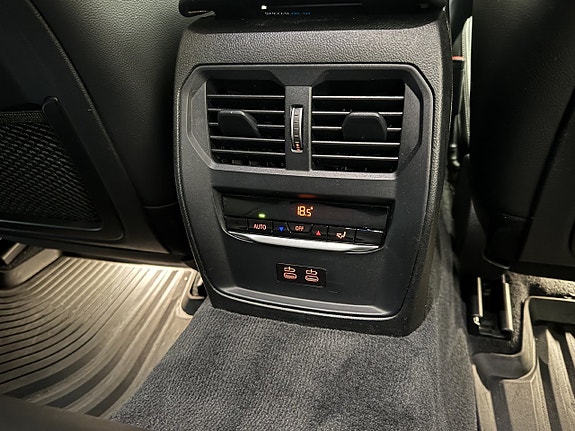 BMW 320d 16 of 23