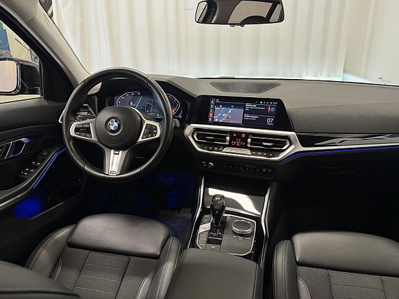 BMW 320d 17 of 23
