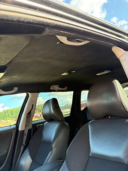Volvo V70 6 of 7
