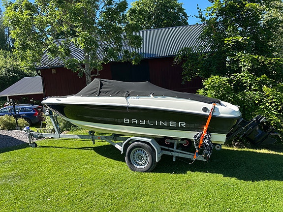 Bayliner 175 BR + MerCruiser 3.0l 135 hk + 80 Båttrailer + GARANTI 14 of 19
