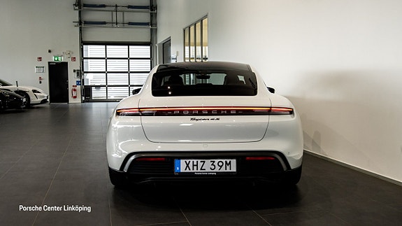Porsche Taycan 4S 6 of 25