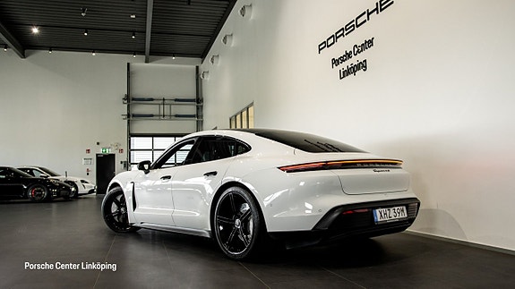 Porsche Taycan 4S 5 of 25