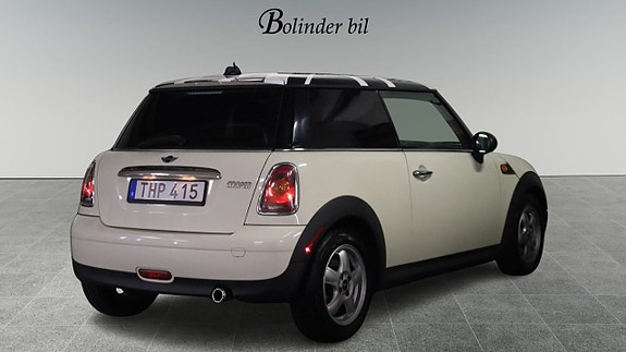 MINI Cooper 4 of 15