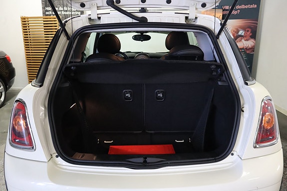 MINI Cooper 14 of 15