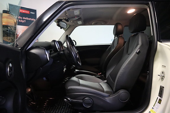 MINI Cooper 12 of 15