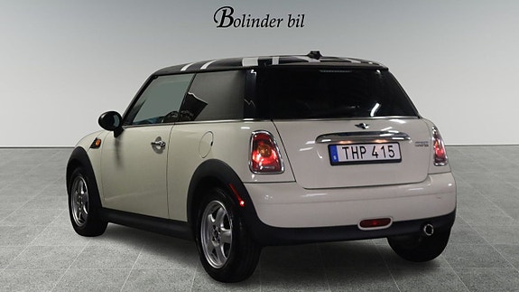 MINI Cooper 6 of 15