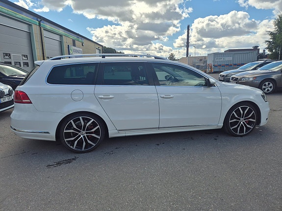 Volkswagen Passat 3 of 21