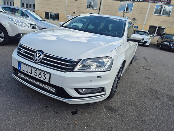 Volkswagen Passat 11 of 21