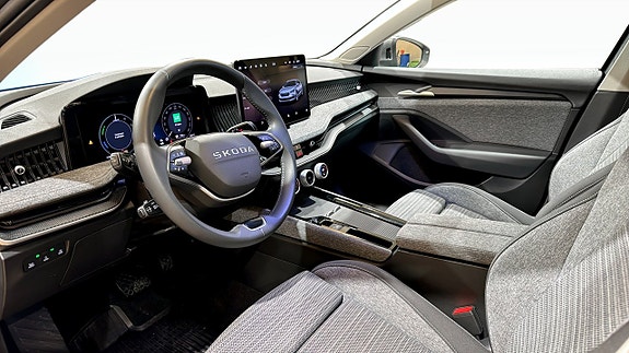 Skoda Superb 7 of 23