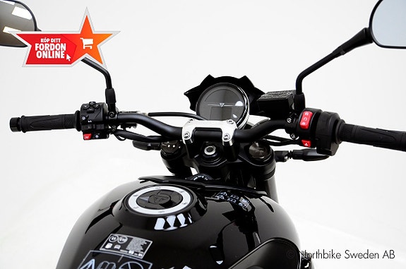 Triumph TRIDENT 800 9 of 11