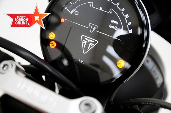 Triumph TRIDENT 800 10 of 11