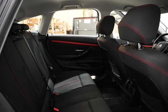 BMW 320d 18 of 20