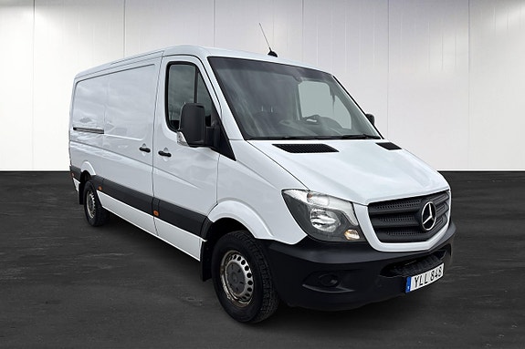 Mercedes-Benz Sprinter 211 2 of 11
