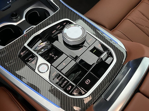BMW X5 9 of 17