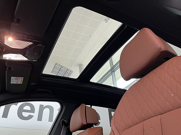 BMW X5 8 of 17