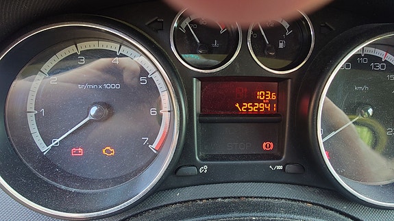Peugeot 308 SW 6 of 9