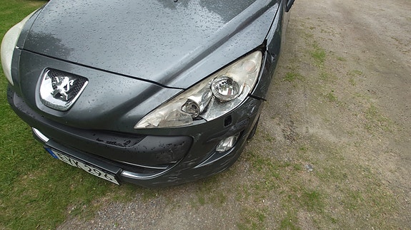 Peugeot 308 SW 3 of 9