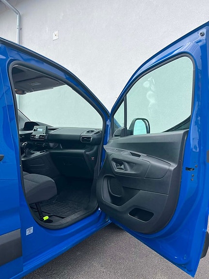Peugeot Partner 13 of 19