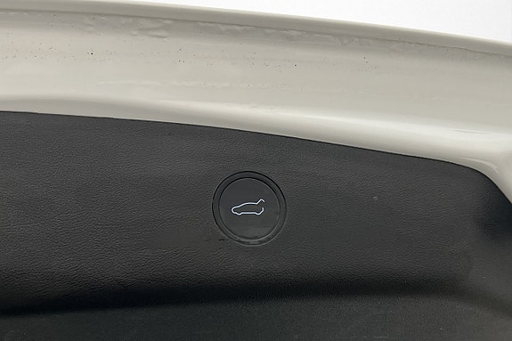 Tesla Model 3 27 of 28