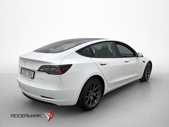 Tesla Model 3 5 of 28