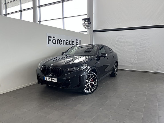 BMW X6 2 of 17