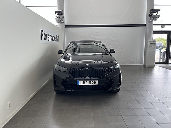 BMW X6 3 of 17