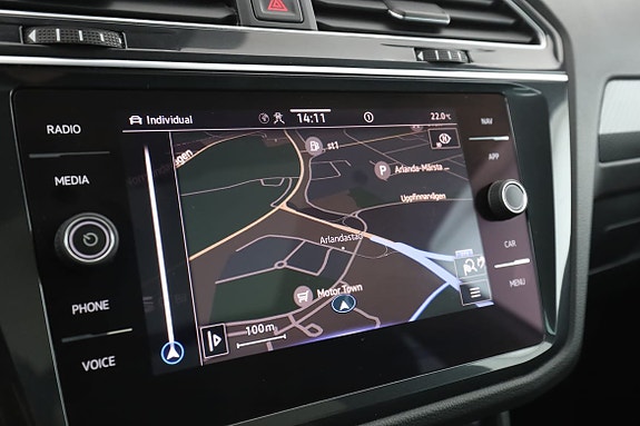Volkswagen Tiguan 22 of 30