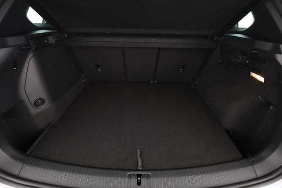 Volkswagen Tiguan 18 of 30