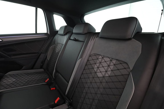 Volkswagen Tiguan 15 of 30