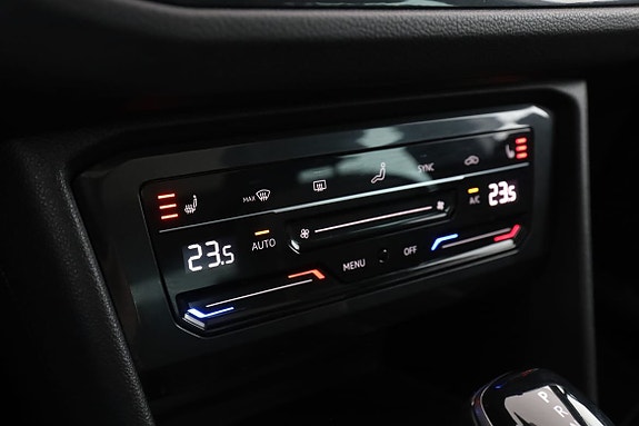 Volkswagen Tiguan 26 of 30