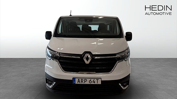 Renault Trafic 8 of 9