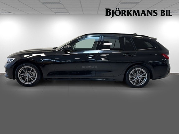 BMW 330e 4 of 20