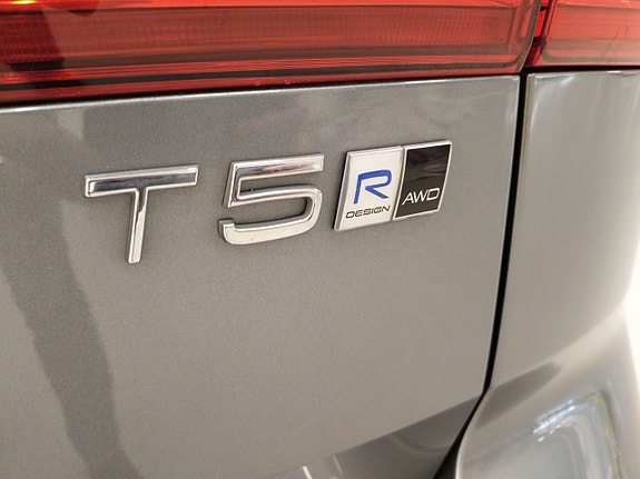 Volvo XC60 21 of 23