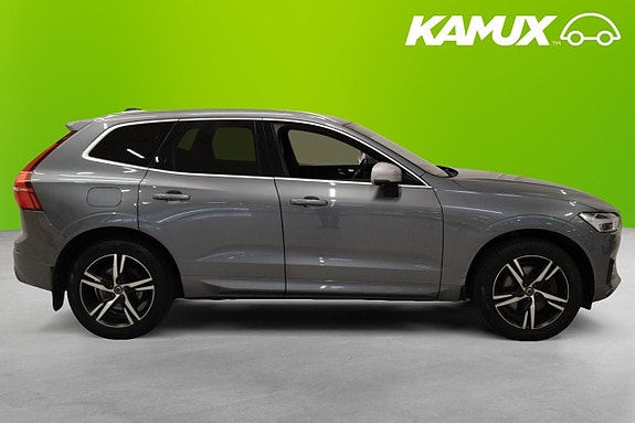 Volvo XC60 2 of 23