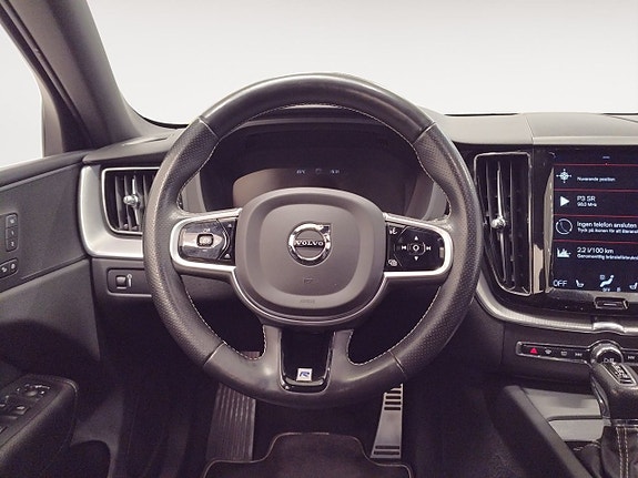 Volvo XC60 13 of 23