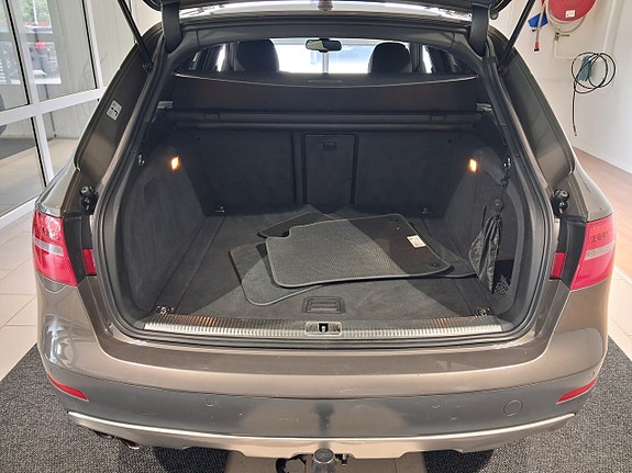 Audi A4 allroad 6 of 6