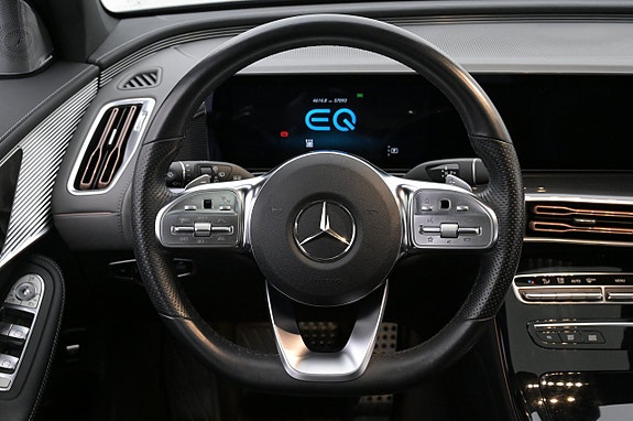 Mercedes-Benz EQC400 7 of 27