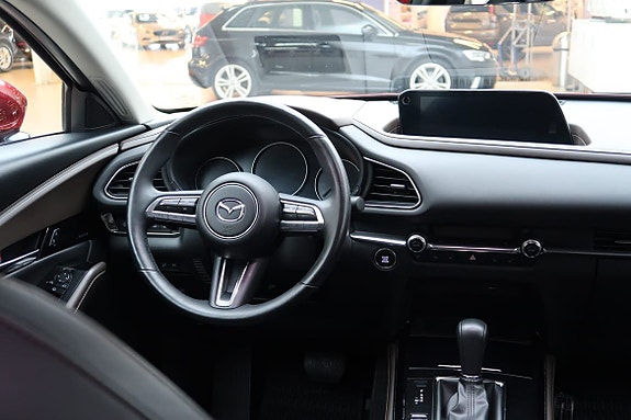 Mazda CX-30 7 of 24