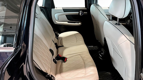 MINI Countryman SE 5 of 9