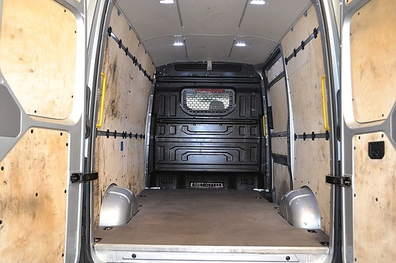 Volkswagen Crafter 35 6 of 14