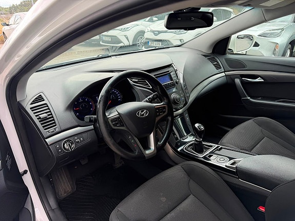 Hyundai i40 9 of 14