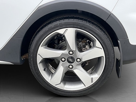 Ford Fiesta 12 of 30