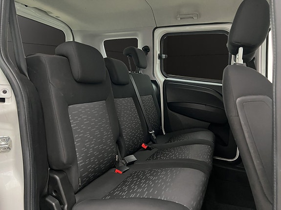 Opel Combo Life 20 of 26