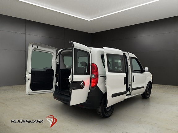 Opel Combo Life 10 of 26
