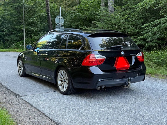 BMW 325XI M-Sport Automat A-Traktor 2 of 7