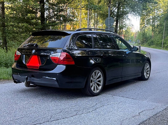 BMW 325XI M-Sport Automat A-Traktor 3 of 7